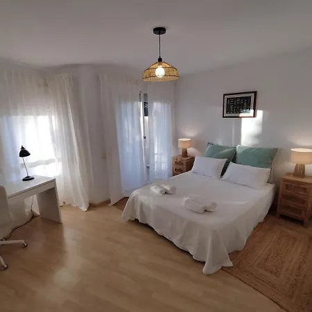 En Paseo Del Mar, Sotogrande Apartment San Roque (Andalucia)