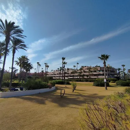 Apartment En Paseo Del Mar, Sotogrande