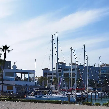 En Paseo Del Mar, Sotogrande *